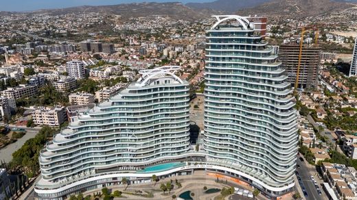 펜트하우스 / Germasógeia, Limassol District