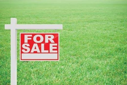 Land in Sotiros, Lárnaka