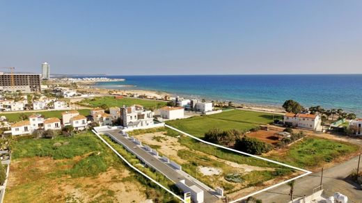 Land for sale in Ayia Thekla