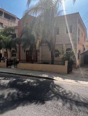 ﻓﻴﻼ ﻓﻲ Neapoli, Lemesós