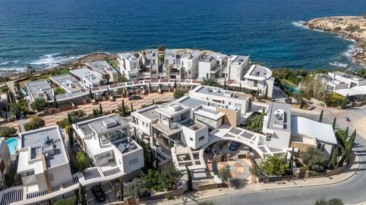 Villa in Chlórakas, Paphos District