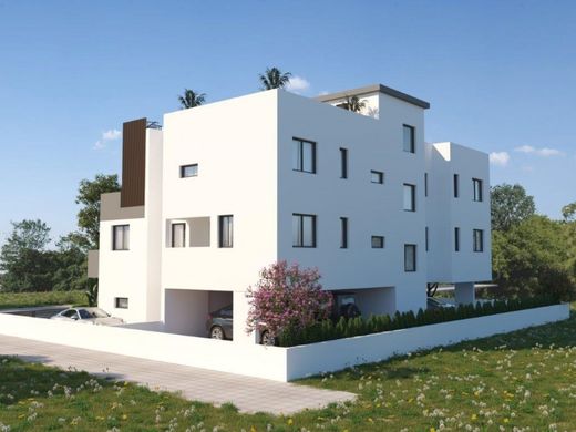 Apartment / Etagenwohnung in Kíti, Eparchía Lárnakas