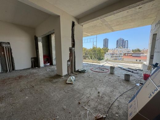 펜트하우스 / Germasógeia, Limassol District