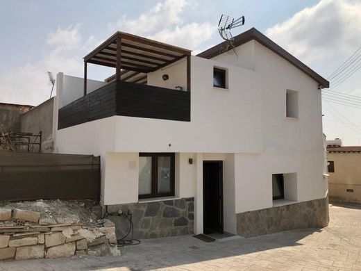 Semidetached House in Monagroúlli, Limassol District