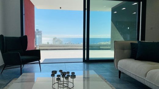 Mouttagiáka, Limassol Districtのアパートメント