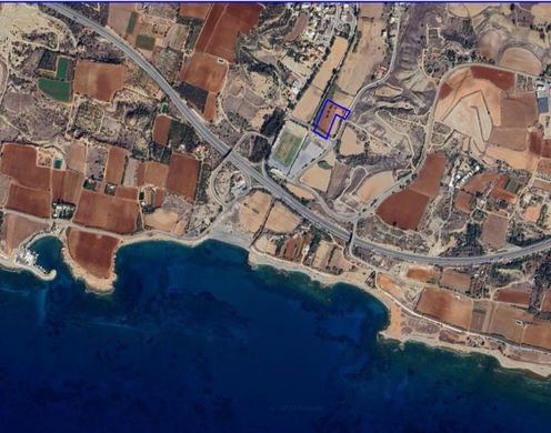 Terreno en Ormidhia, Ormídeia