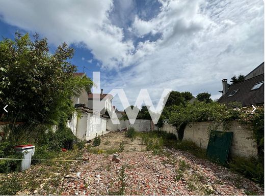 Terreno a Le Chesnay, Yvelines