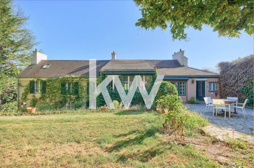 Villa in Jouy-en-Josas, Yvelines