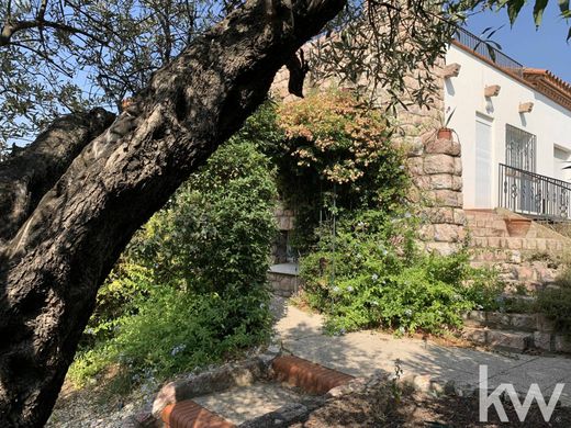 Villa in Perpignan, Pyrénées-Orientales