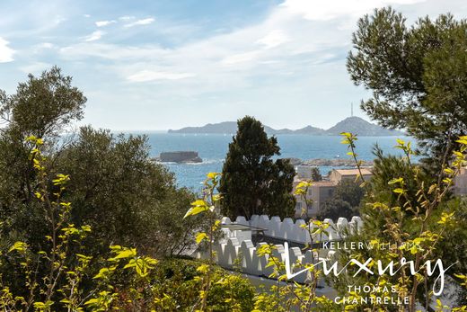 Villa Marsilya, Bouches-du-Rhône