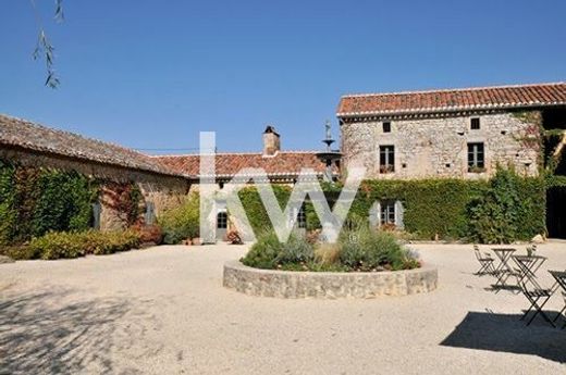 Villa for sale in Cahors