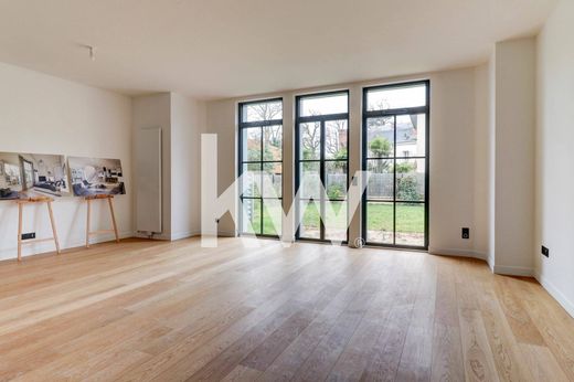 Villa in Vaucresson, Hauts-de-Seine