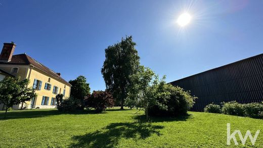 Landhuis in Torcy-en-Valois, Aisne