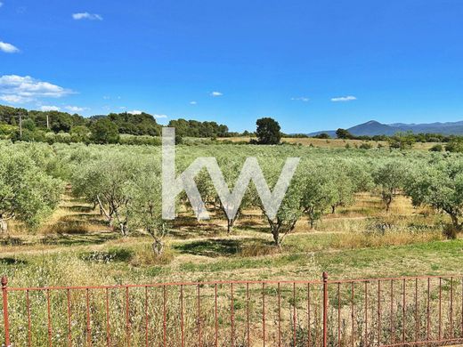 Country House in Pertuis, Vaucluse