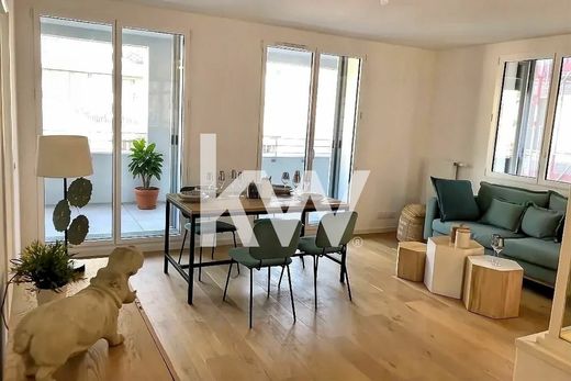 Apartament w Boulogne-Billancourt, Hauts-de-Seine