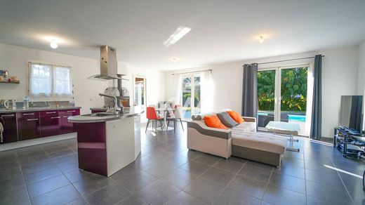 Roquefort-les-Pins, Alpes-Maritimesのヴィラ