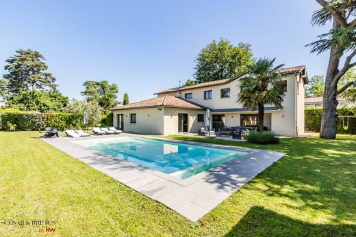 Villa en Vente à Écully