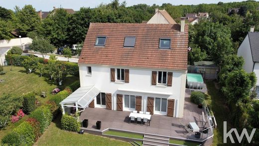 Villa in Les Clayes-sous-Bois, Yvelines