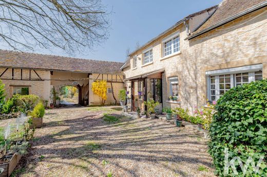 Villa te koop Cherisy