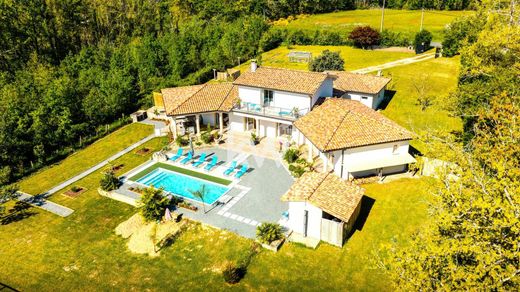 Villa in Saint-Privat-des-Prés, Dordogne