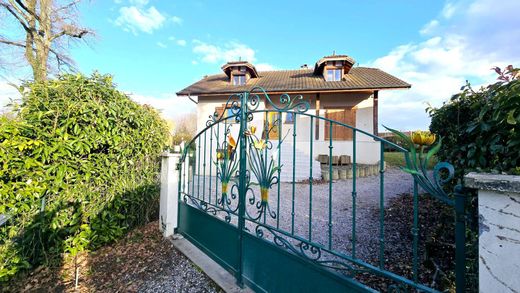 Villa in Yvoire, Haute-Savoie