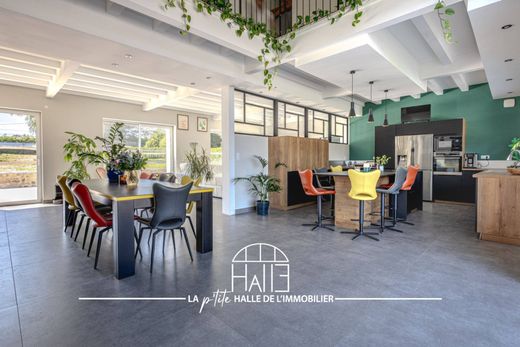 Villa in Couzeix, Haute-Vienne