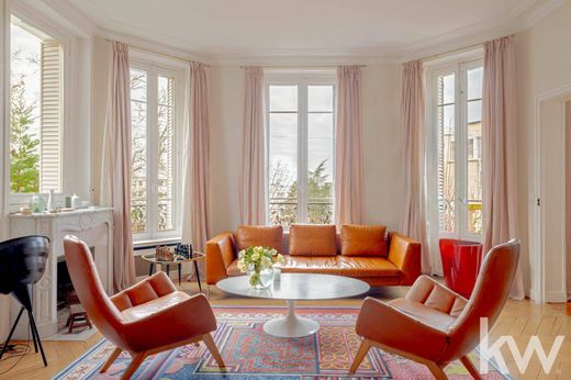 Apartment / Etagenwohnung in Versailles, Yvelines