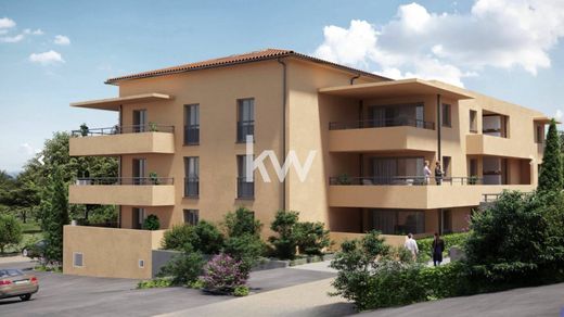 Apartment / Etagenwohnung in Porto-Vecchio, Südkorsika