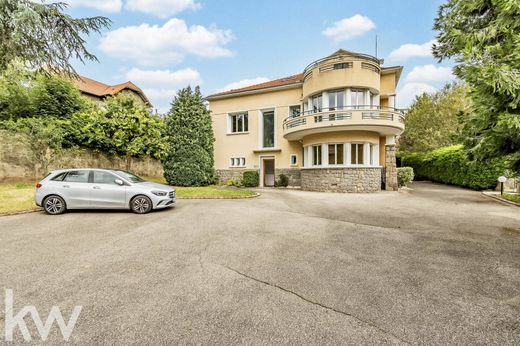 Villa à Saint-Étienne, Loire