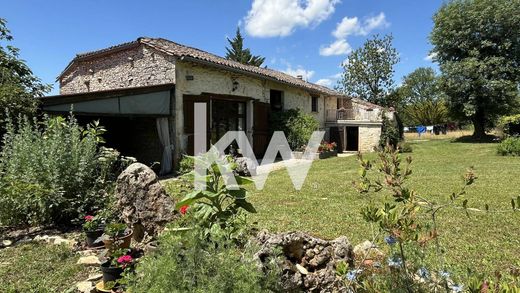 Country House in Saint-Antonin-Noble-Val, Tarn-et-Garonne