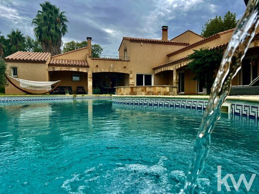 Villa in Saint-Cyprien-Plage, Pyrénées-Orientales