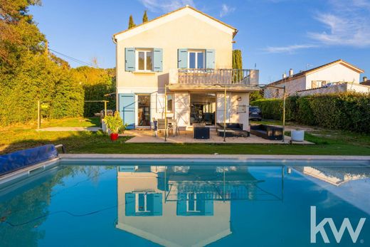 Villa in Luynes, Bouches-du-Rhône