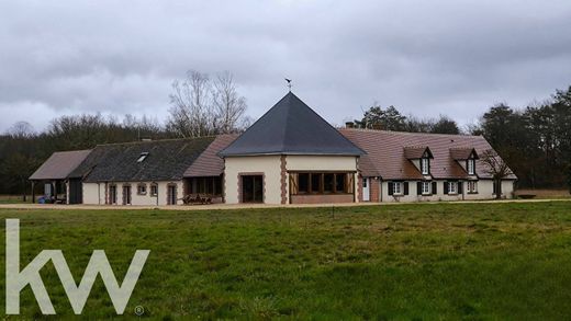 Villa à Gy-en-Sologne, Loir-et-Cher