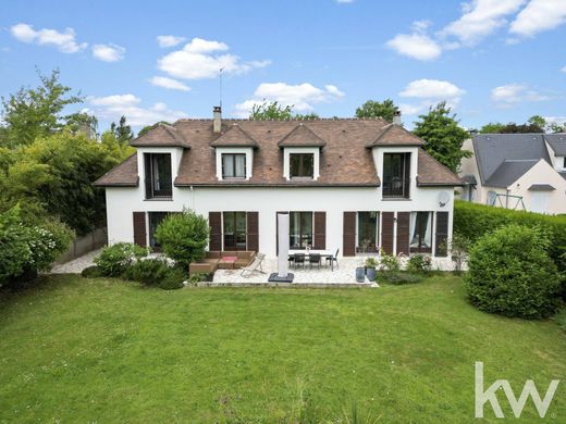 Villa in Feucherolles, Yvelines