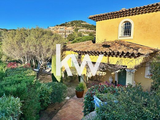 Sainte-Maxime, Varのヴィラ