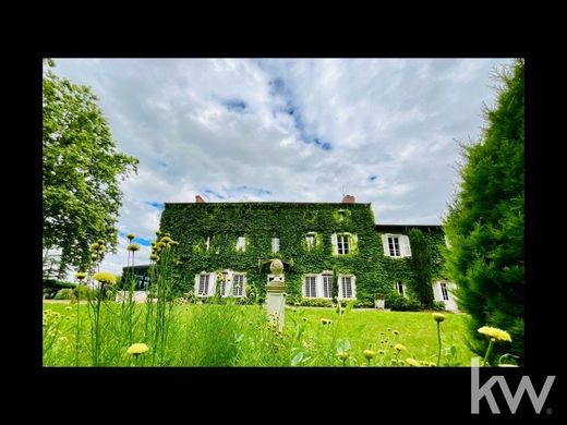 Köy evi L'Hôpital-le-Grand, Loire