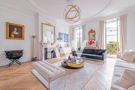 Apartament w La Muette, Auteuil, Porte Dauphine, Paris