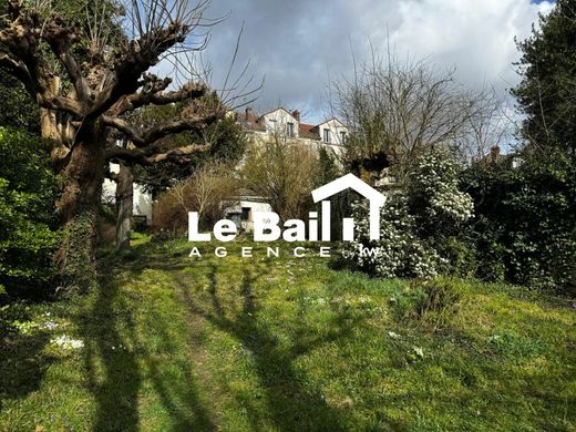 Villa in Pontoise, Val d'Oise