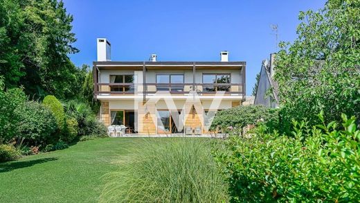 Villa a Enghien-les-Bains, Val d'Oise