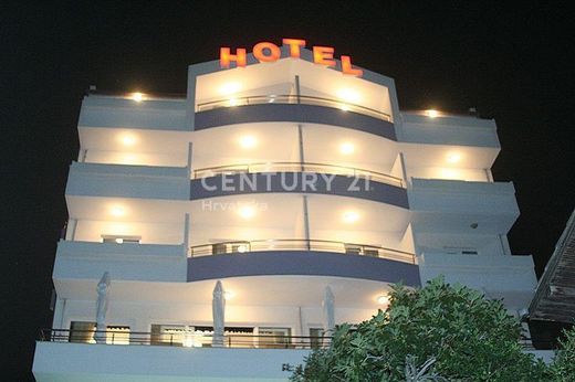Hotel in Seget Vranjica, Seget