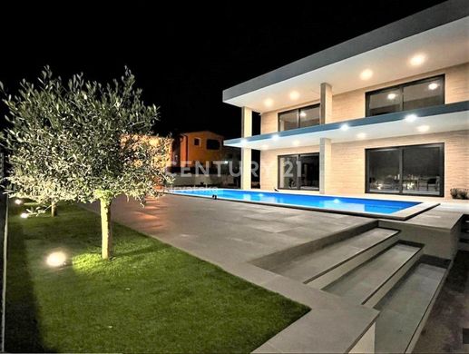 Luxury home in Vir, Zadar