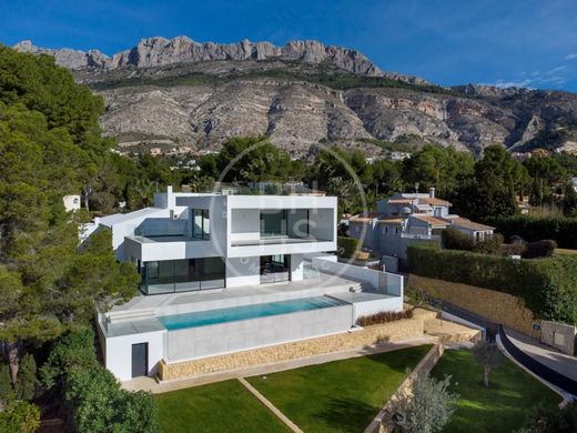 Villa in Altea, Alicante