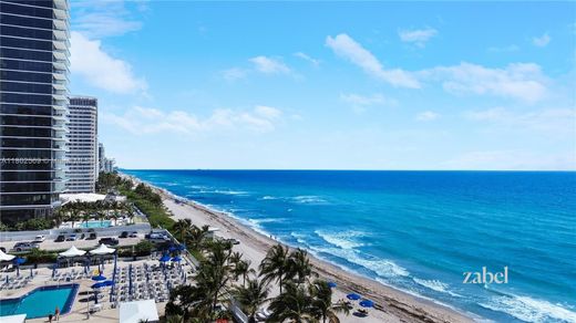 Apartment / Etagenwohnung in Hallandale Beach, Broward County