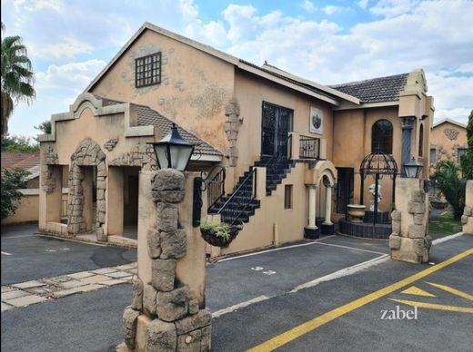 Luxury home in Witbank, Nkangala District Municipality