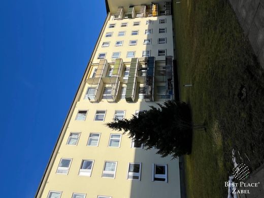 Apartment / Etagenwohnung in Garching, Upper Bavaria
