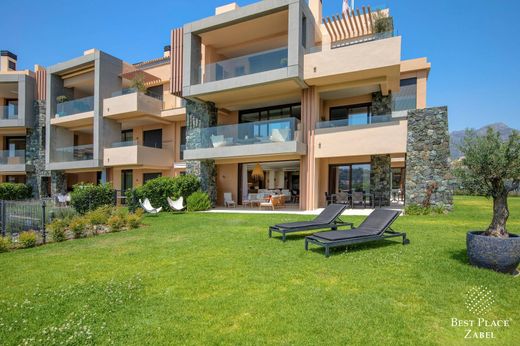 Apartment in Benahavís, Malaga