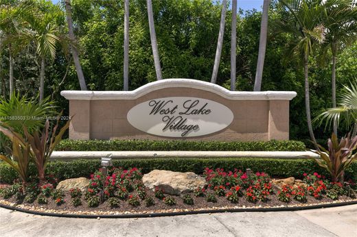 Luxury home in Hollywood, Broward County