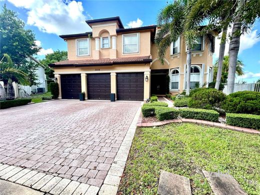 Luxury home in Miramar, Broward County