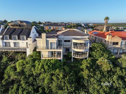 Luxury home in Stilbaai-Oos, Eden District Municipality