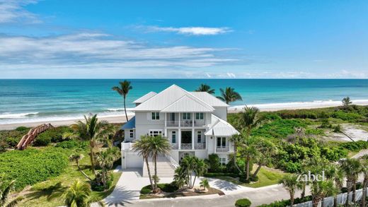 Luxury home in Jensen Beach, Martin County